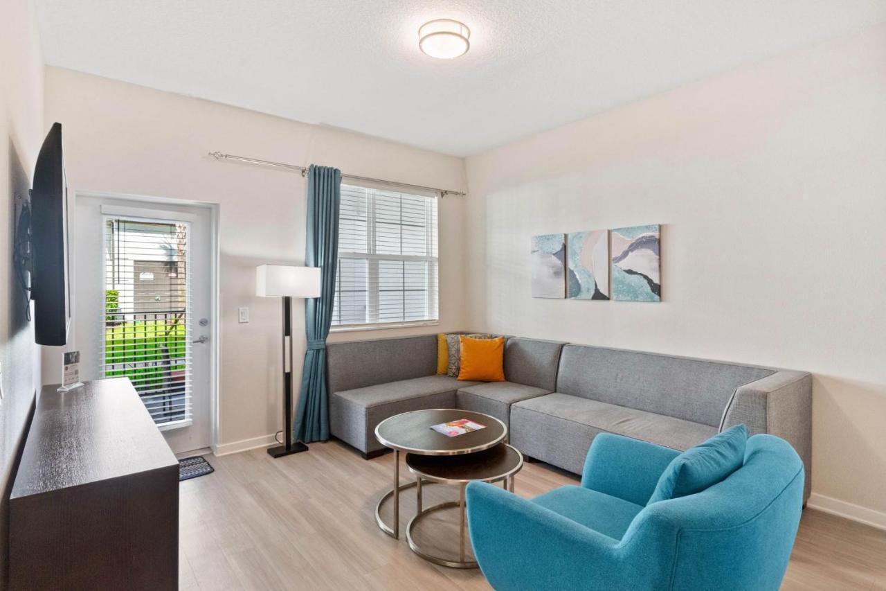 Apartment 4012 Breakview Drive 110