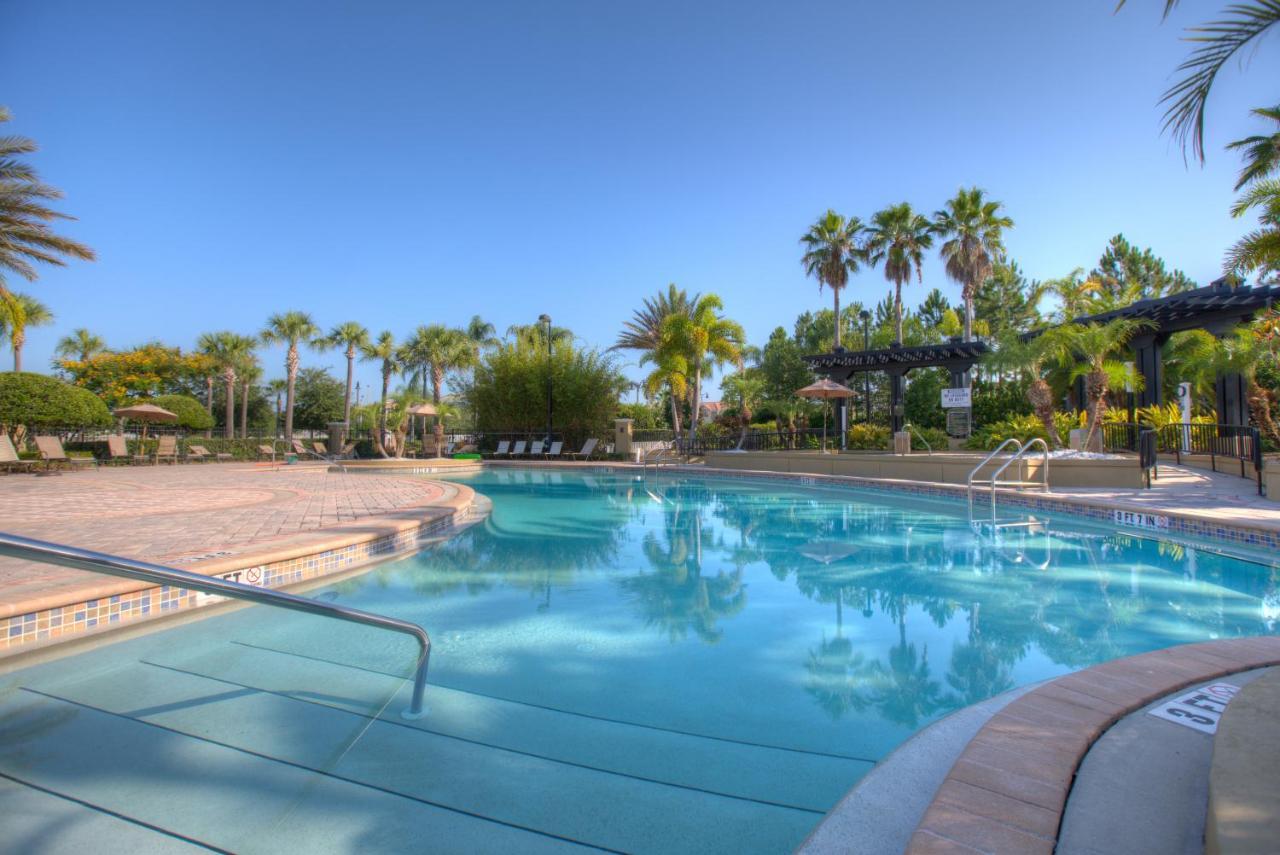 4012 Breakview Drive 110 * Orlando