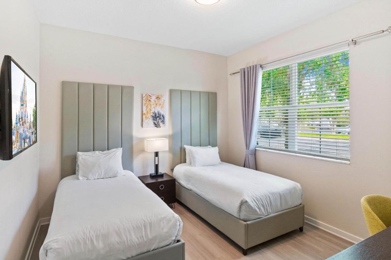 Apartment 4012 Breakview Drive 110